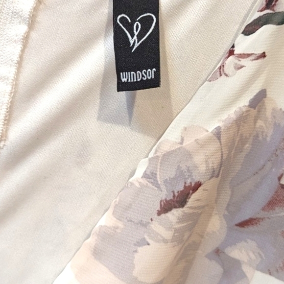 WINDSOR Sheer Floral Cottagecore Off-White Layered Tieback Dress (L) - Picture 3 of 6